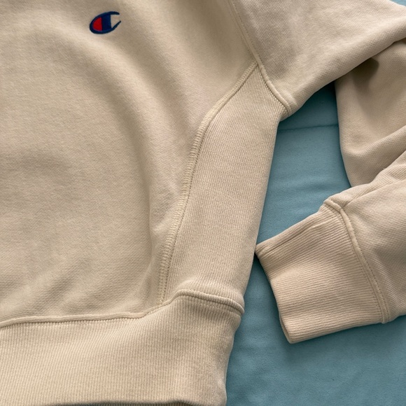 Champion Women's Light Cream Crewneck Sweatshirt with Logo - Picture 10 of 11